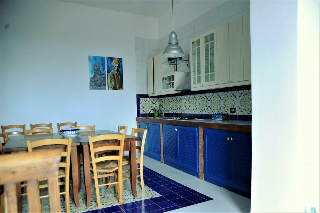 Miracoletti38 Hotel Napoli Ngoại thất bức ảnh