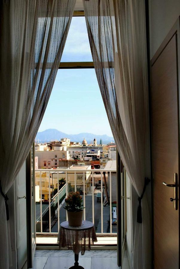 Miracoletti38 Hotel Napoli Ngoại thất bức ảnh